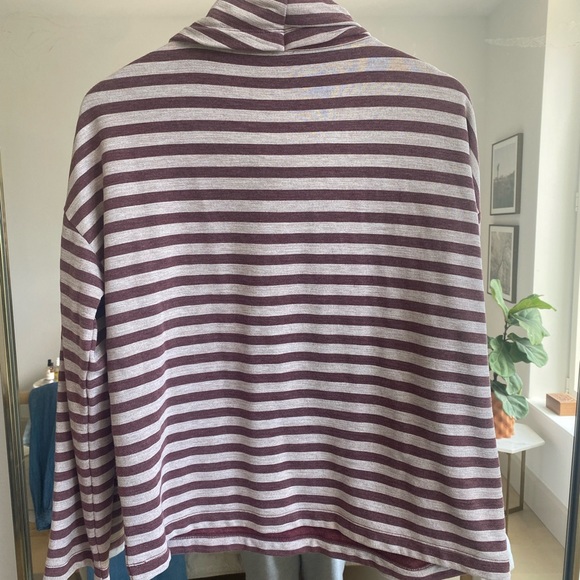 J Crew Medium Cowl Neck Long Sleeve Shirt - Picture 3 of 3